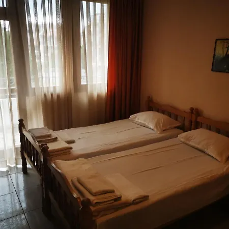 דירה Two Bedroom In נסבר