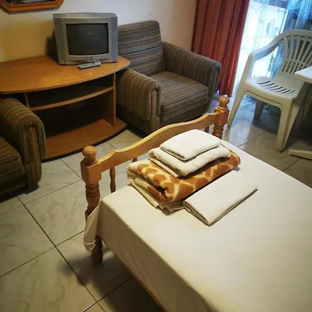Two Bedroom In דירה נסבר